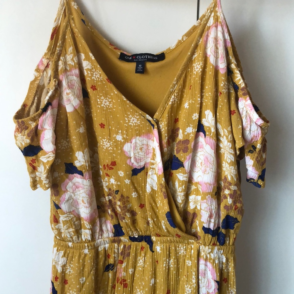 Dress - Picture 2 of 6